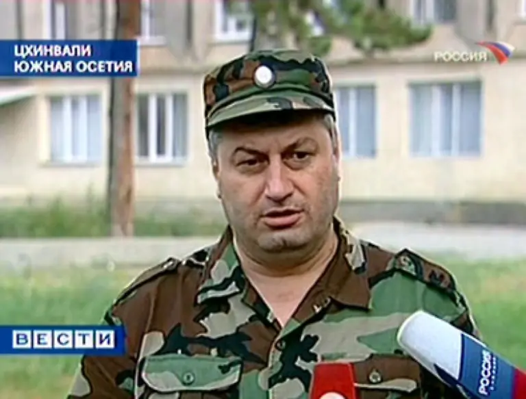 Am-7-August-werden-erneut-schwere-Feuergefechte-aus-Suedossetien-gemeldet-Zwei-georgische-Soldaten-werden-getoetet-Suedossetien-zufolge-gibt-es-Aktivitaeten-georgischer-Truppen-an-seiner-Grenze