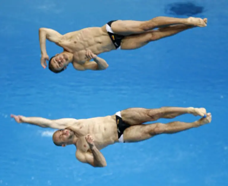 Die-beiden-Aachener-sind-nicht-ganz-so-synchron-und-belegen-im-Wettbewerb-vom-Dreimeterbrett-den-sechsten-Platz