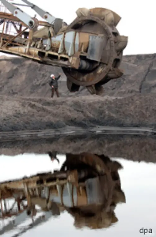 Die-wirtschaftliche-Lage-in-der-DDR-verschlechtert-sich-zunehmend