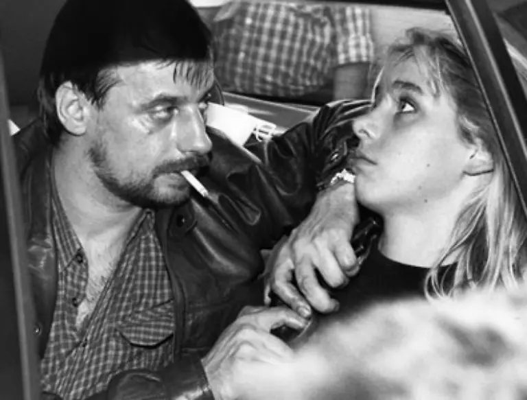 Koelns-langjaehriger-Polizeichef-Winrich-Granitzka-erinnert-sich-wie-ein-Fotograf-zu-Degowski-sagte-Halt-der-nochmal-die-Knarre-an-den-Hals-ich-hab-das-Bild-noch-nicht-Mit-der-war-Silke-Bischoff-gemeint