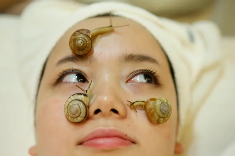 2013-07-18T120000Z-453431751-GM1E97I136301-RTRMADP-3-JAPAN