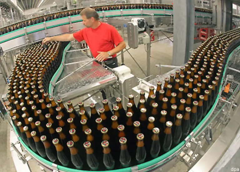 Fuer-eine-Flasche-Bier-werden-150-Liter-Wasser-eingesetzt-133