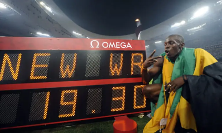 Angezeigt-Usain-Bolt-aus-Jamaica-nach-dem-200-Meter-Finale