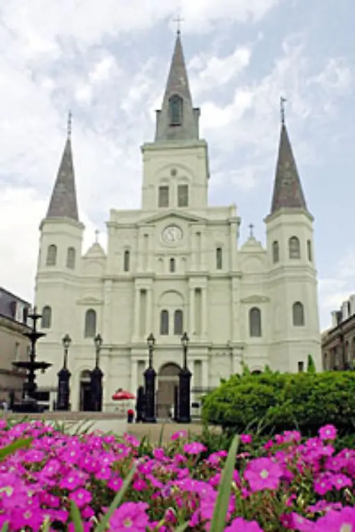 Grosse-Teile-wurden-durch-den-Hurrikan-Katrina-im-August-2005-zerstoert-Nur-die-Altstadt-blieb-verschont-weil-sie-auf-einer-leichten-Anhoehe-liegt