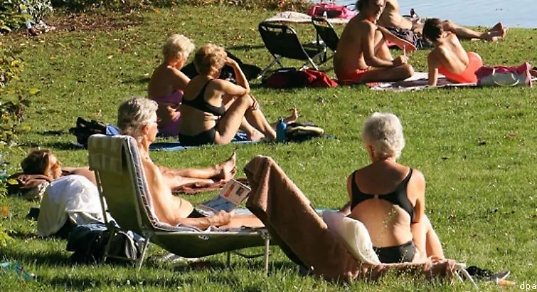 Dank-des-Treibhauseffekts-ist-es-auf-der-Erde-zumindest-im-Durchschnitt-nicht-zu-kalt-und-nicht-zu-warm-im-Mittel-etwa-15-Grad-Celsius