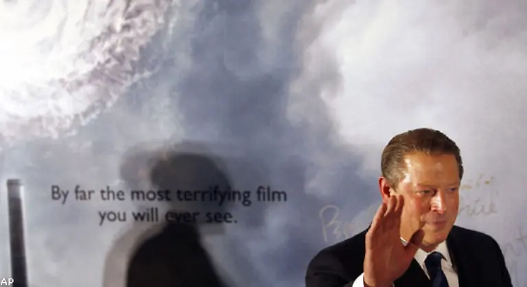 Andere-Eltern-protestierten-gegen-das-Auffuehrungsverbot-Die-Schulbehoerde-fand-einen-Kompromiss-Der-Film-darf-gezeigt-werden-wenn-den-Schuelern-gleichzeitig-auch-eine-andere-Perspektive-durch-wissenschaftliche-Materialien-praesentiert-wird