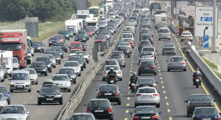 Laecherlich-Auch-bei-uns-berichteten-Medien-ueber-den-Klimawandel-lange-wie-ueber-ein-unbestaetigtes-Geruecht-Kohlendioxid-werde-mit-fuer-den-Klimawandel-verantwortlich-gemacht-hiess-es-etwa-am-14-Dezember-2006-in-der-Meldung-einer-Nachrichtenagentur