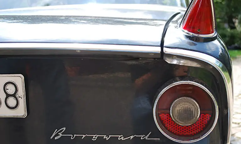 Die-unterteilten-Rueckleuchten-sind-ebenfalls-eine-technische-Besonderheit