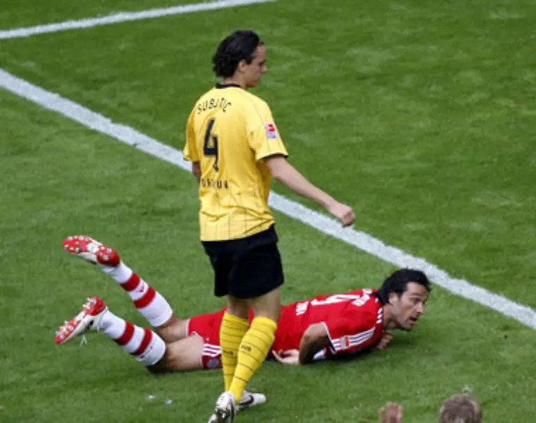 Der-beste-BVB-Einkauf-war-bislang-aber-fraglos-Youngster-Neven-Subotic-der-fuer-4-Millionen-Euro-aus-Mainz-kam-und-restlos-ueberzeugen-konnte