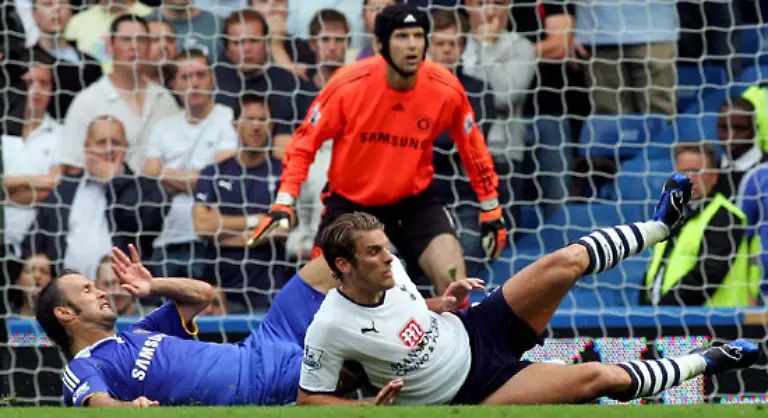 David-Bentley-in-England-als-neuer-Beckham-wahlweise-gelobt-oder-verspottet-wechselte-fuer-22-Millionen-Euro-von-den-Blackburn-Rovers-zu-Tottenham-Hotspurs