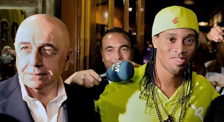 Weder-Ronaldinho-wollte-trotz-eines-wahrscheinlich-laecherlich-hohen-Vertragsangebots-zu-City-wechseln