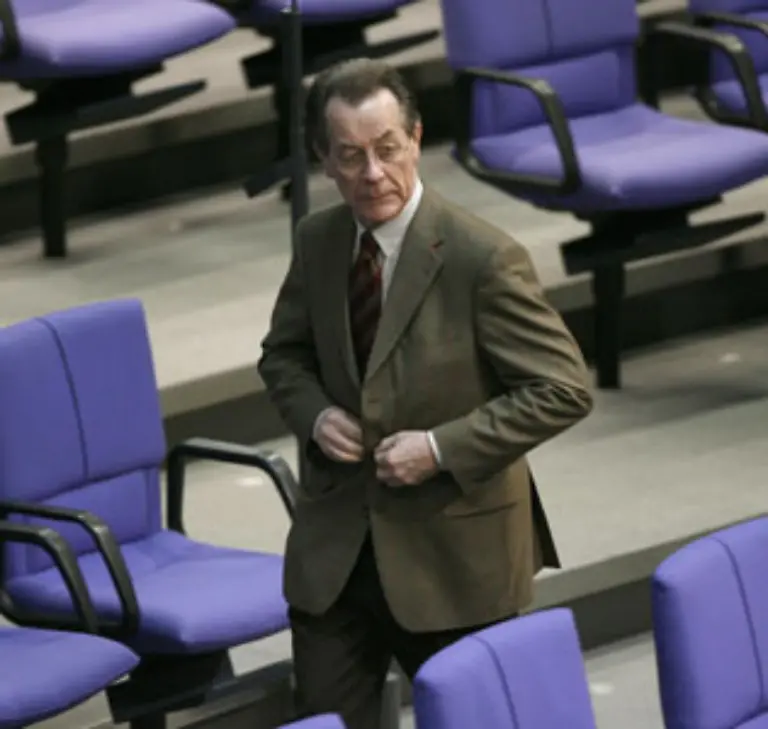 Im-Bundestag-sass-er-von-1975-bis-1992-und-wieder-seit-1998