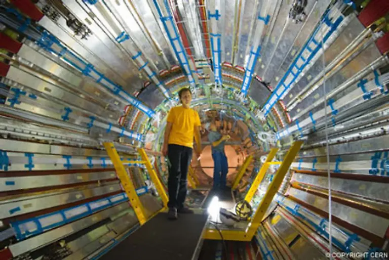 Mit-der-kompletten-Datenmenge-kann-das-CERN-nicht-alleine-klarkommen