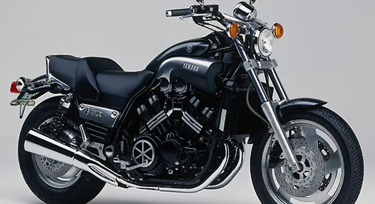 Bis-2001-wurde-das-Erfolgsmodell-der-Japaner-gebaut-Danach-nur-noch-in-Lizenz-in-den-USA-In-Europa-verschwand-das-Motorrad-praktisch-Schade-denn-schon-das-Vorgaengermodell-Bild-bereicherte-das-Strassenbild