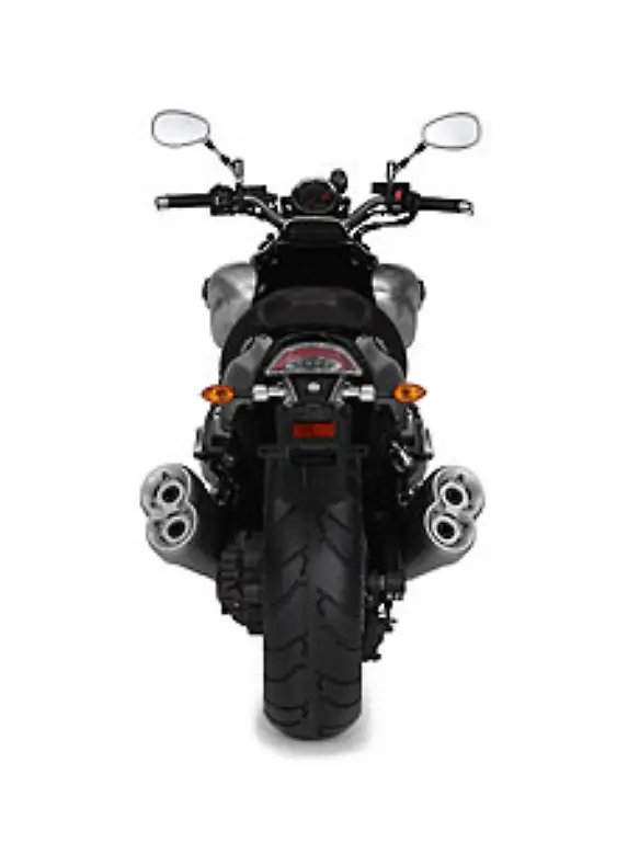 Die-4-in-1-in-2-in-4-Auspuff-Anlage-verspricht-guten-Sound-und-wird-mit-Titan-Schalldaempfern-geliefert