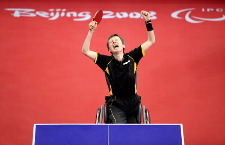Andrea-Zimmerer-Deutschland-jubelt-ueber-Silber-mit-der-Tischtennis-Mannschaft