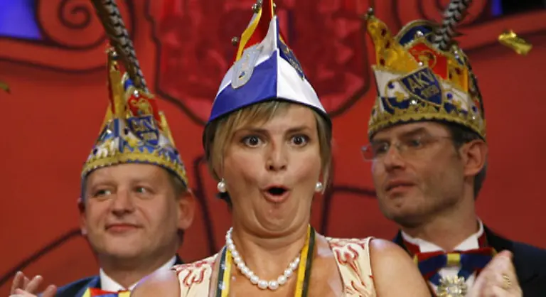 dass-die-Aussagen-der-Fuerstin-Gloria-nicht-so-ganz-taufrisch-erschienen