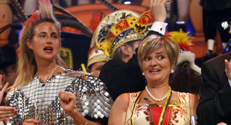 Auch-wurde-von-Leserseite-gefragt-ob-wir-www-n-tv-de-eigentlich-ein-Nachrichtensender-oder-ein-Karnevalsverein-sind-denn