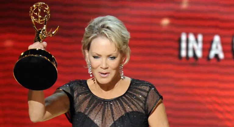 und-Jean-Smartin-Samantha-Who-der-Serie-von-und-mit-Christina-Applegate