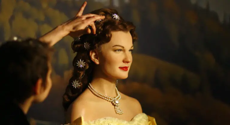 Ihr-frueher-Tod-an-gebrochenem-Herzen-im-Alter-von-43-Jahren-nach-tragischem-Leben-machte-sie-vollends-zur-Legende