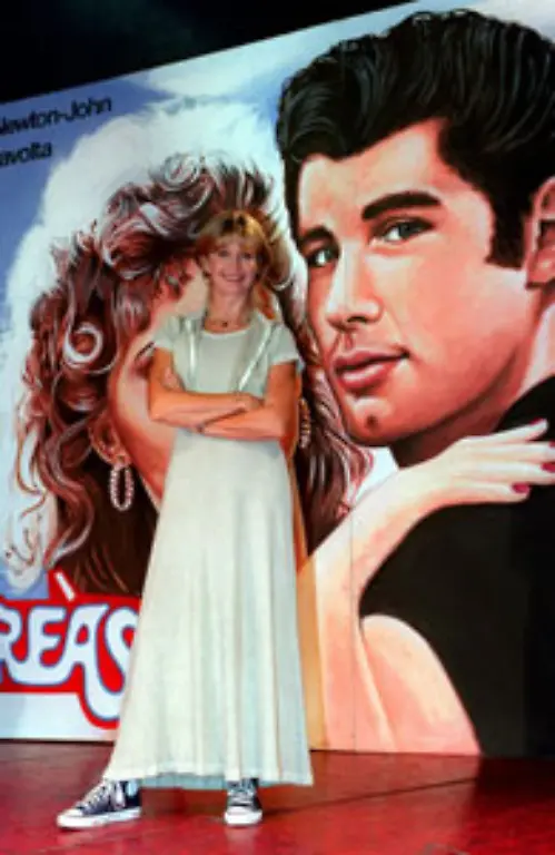 Dreissig-Jahre-nach-ihrem-kessen-Auftritt-in-Grease-dem-erfolgreichsten-Filmmusical-aller-Zeiten-sieht-Olivia-Newton-John-immer-noch-ein-wenig-wie-Sandy-aus