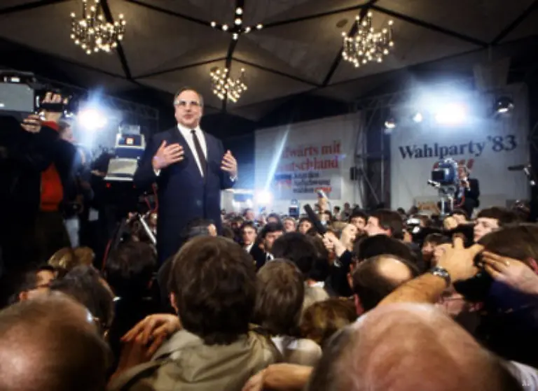 Bei-der-Wahl-zum-10-Deutschen-Bundestag-erhalten-CDU-und-CSU-48-8-Prozent-Die-Westdeutschen-ebnen-den-Verbleib-der-schwarz-gelben-Koalition-an-der-Macht