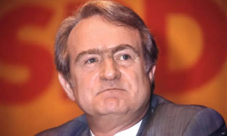 Kohls-SPD-Gegenkandidat-Johannes-Rau-scheitert-mit-seinem-leisen-Wahlkampf-Die-Sozialdemokraten-kommen-nur-auf-37-0-Prozent