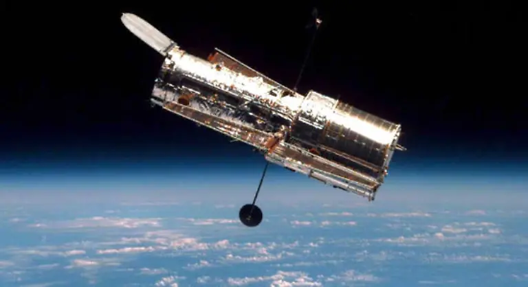 das-Weltraumteleskop-Hubble-das-die-Astronomie-revolutioniert-hat