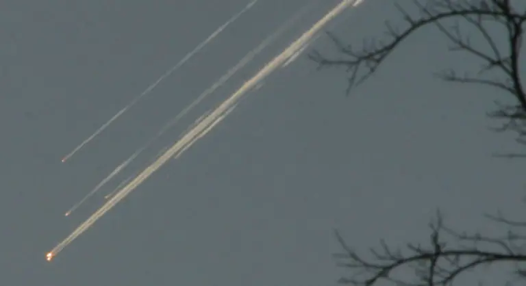 Und-im-Februar-2003-verglueht-die-Columbia