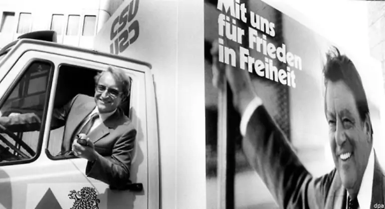 Strauss-verliert-Er-habe-es-geschafft-das-beschaemende-Wahlergebnis-Rainer-Barzels-1972-von-44-9-Prozent-noch-um-0-4-Prozentpunkte-zu-unterbieten-hoehnt-der-Spiegel