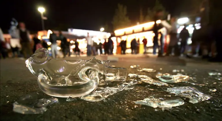 Angestiegen-ist-beispielsweise-die-Zahl-der-Masskrugschlaegereien