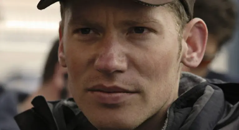 Es-gibt-natuerlich-noch-vieles-ueber-Raben-zu-berichten-aber-noch-mehr-ueber-den-Film-von-Marco-Kreuzpaintner