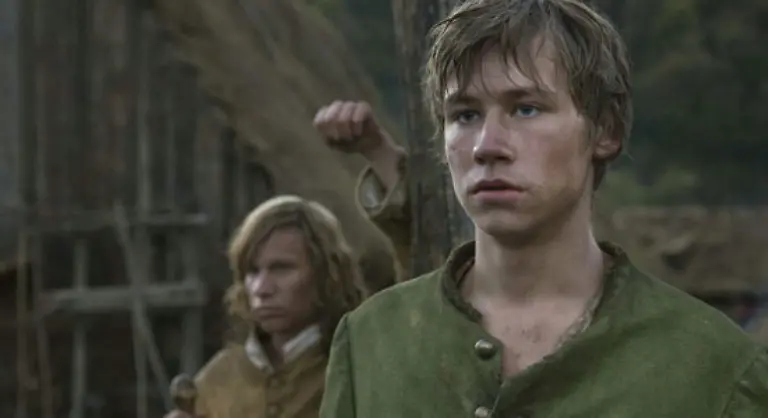 Der-18-jaehrige-Kross-hat-schon-wieder-neue-Drehtermine