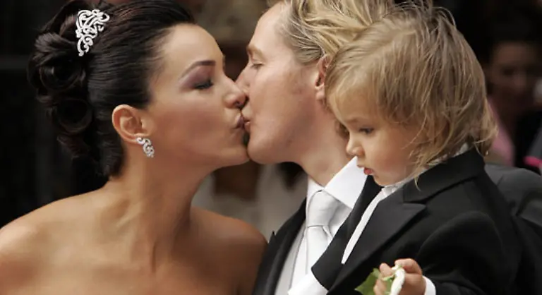 Aber-nicht-nur-die-Hollywood-Prominenz-auch-die-deutschen-Stars-und-Sternchen-lassen-sich-ganz-besonders-schoene-Namen-einfallen-Wie-zum-Beispiel-Verona-Pooth-ehem-Feldbusch