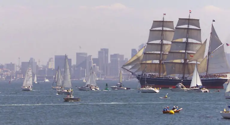 die-ihren-Sohn-San-Diego-nannte