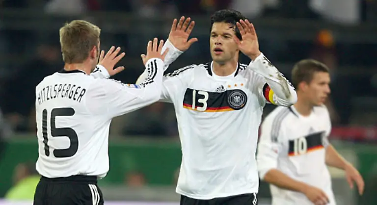 Kapitaen-Michael-Ballack-in-dieser-Saison-erstmals-wieder-zur-Verfuegung-steht