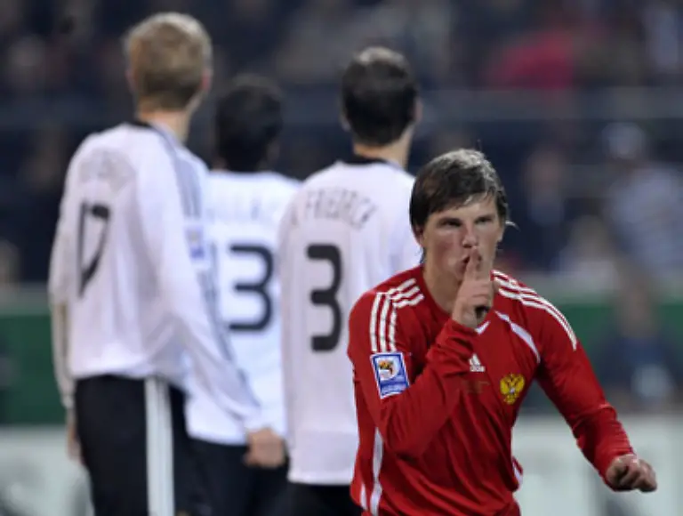erzielt-Andre-Arschawin-in-der-51-Minute-das-1-2