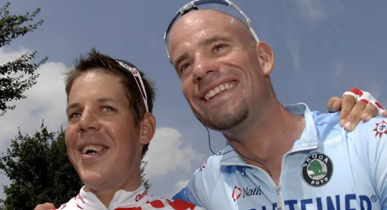 Denn-Mit-dem-oesterreichischen-Bergkoenig-Bernhard-Kohl-wird-ein-weiterer-Gerolsteiner-Profi-bei-der-Nachuntersuchung-positiv-auf-CERA-getestet-Bei-der-Tour-hatte-sich-Kohl-ein-Zimmer-mit-Schumacher-geteilt