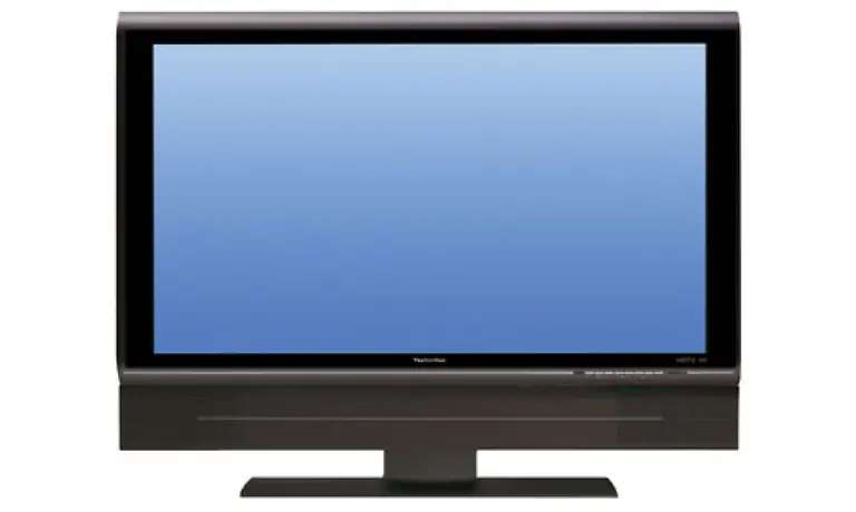 Mit-40-Zoll-ist-der-Technisat-HDTV-40-zwar-der-kleinste-Fernseher-in-den-Top-10-Ansonsten-ist-das-Geraet-aber-allererste-Wahl-und-zeigt-dass-Fernseher-made-in-Germany-Spitzenklasse-sein-koennen