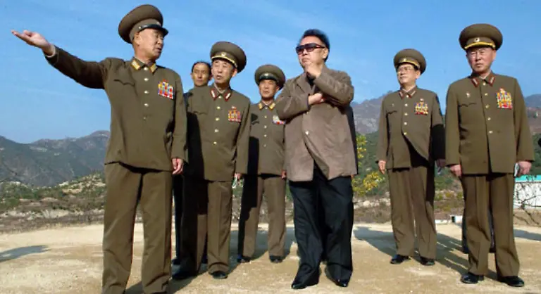 In-den-letzten-Monaten-soll-sich-Kim-auf-dem-Weg-der-Besserung-befunden-haben-angeblich-Waehrend-jedoch-die-suedkoreanische-Zeitung-Dong-a-Ilbo-damals-meldete-Kims-Zustand-sei-nicht-kritisch-und-es-gebe-keine-Zeichen-eines-Machtkampfes-in-Pjoengjang