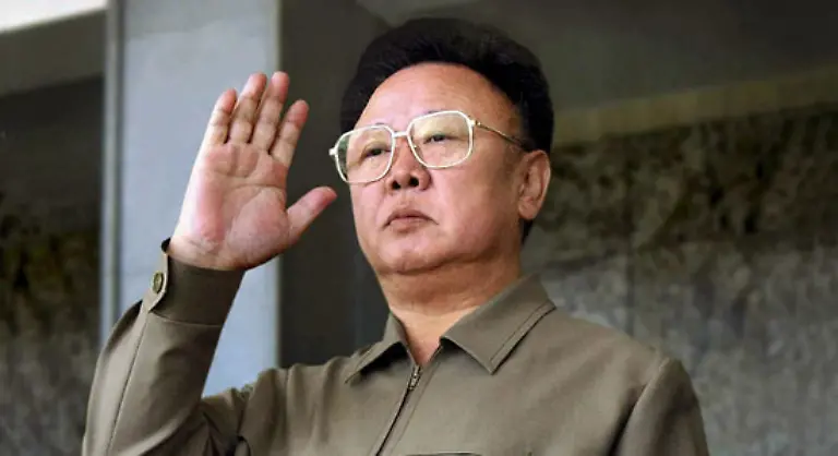 berichtete-die-Zeitung-Chosun-Ilbo-dass-Kim-als-Folge-des-Hirnschlags-Laehmungserscheinungen-zeige-Die-suedkoreanische-Regierung-beraet-bereits-ueber-moegliche-Folgen-eines-Fuehrungswechsels-Man-wolle-vorbereitet-sein