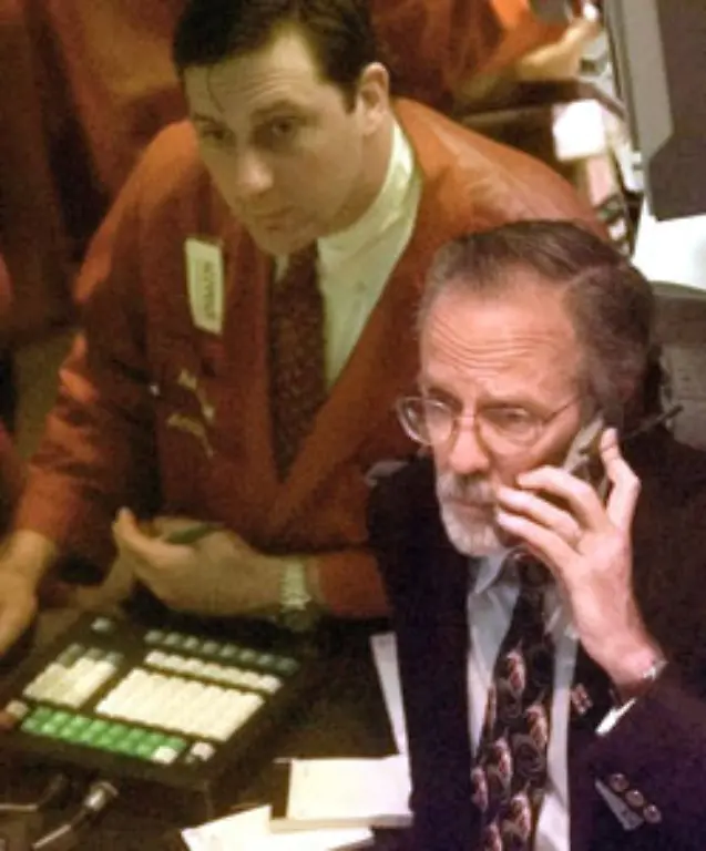 1998-kommt-es-noch-dicker-Zur-bereits-schwelenden-Asienkrise-kommt-der-Zusammenbruch-der-russischen-Boerse-Als-dann-noch-der-Hedgefonds-LTCM-in-Schieflage-geraet-verliert-der-Dow-ueber-33-Prozent