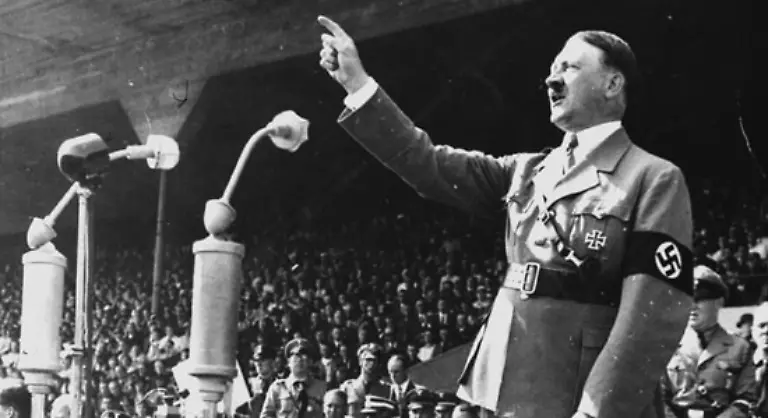 Ein-solcher-Vergleich-kann-nicht-als-Ausrutscher-im-Eifer-des-Gefechts-bewertet-werden-Polit-Profis-wissen-um-die-Wirkung-die-Nazi-Vergleiche-haben-Meistens-erzwingt-die-Gesellschaft-eine-Entschuldigung-jedoch-seltener-einen-Ruecktritt