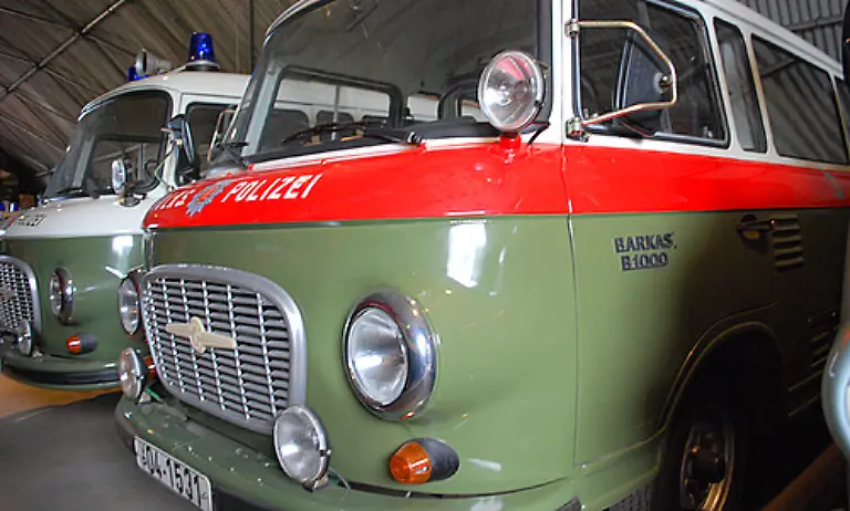 Dieses-Fahrzeug-wurde-von-der-Verkehrspolizei-eingesetzt-Vornehmlich-wurden-damit-Kontrollen-durchgefuehrt-Geschwindigkeit-und-Fahrtuechtigkeit-wollten-die-Beamten-meist-pruefen