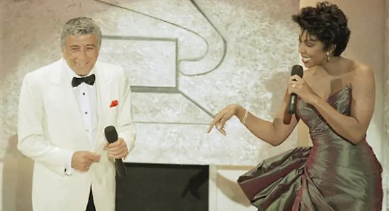 die-Natalie-Cole-zum-ersten-Mal-fuer-sich-entdeckte-etwa-Coffee-Time-von-Tony-Bennett