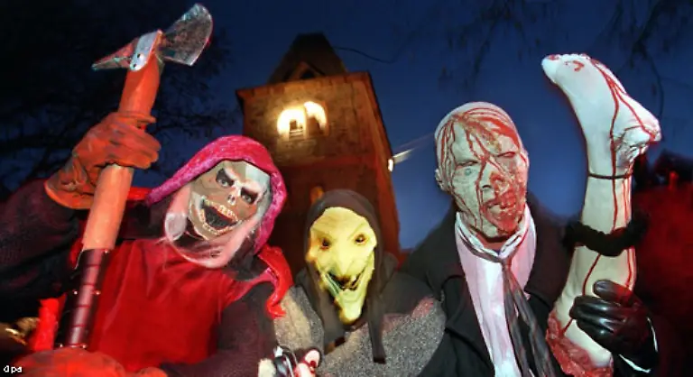 Wie-der-Valentinstag-wurde-Halloween-aus-den-USA-nach-Deutschland-importiert-wie-der-Valentinstag-kommt-Halloween-urspruenglich-von-den-britischen-Inseln
