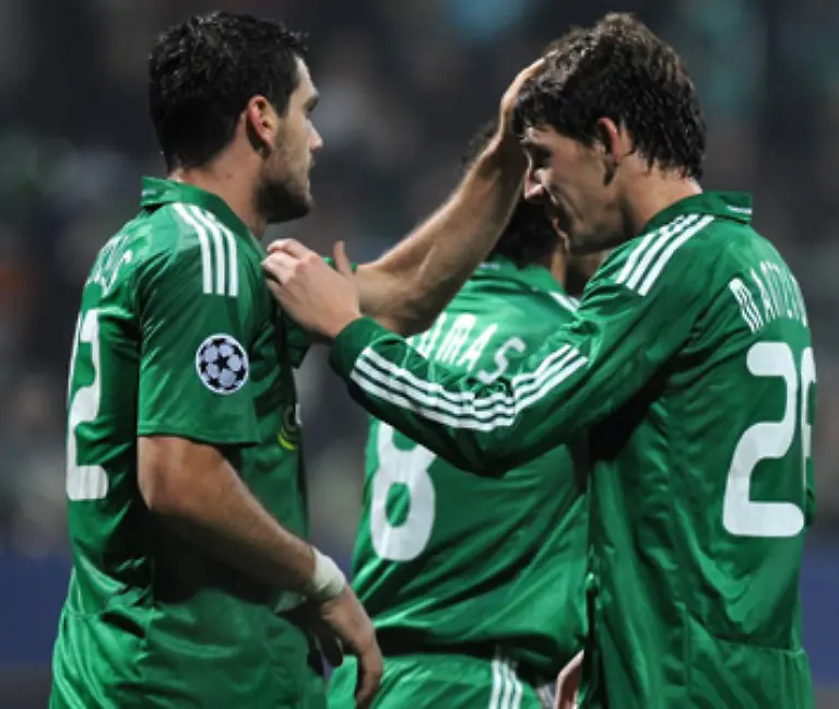 Nur-zwoelf-Minuten-nach-dem-Fuehrungstor-durfte-Panathinaikos-erneut-jubeln