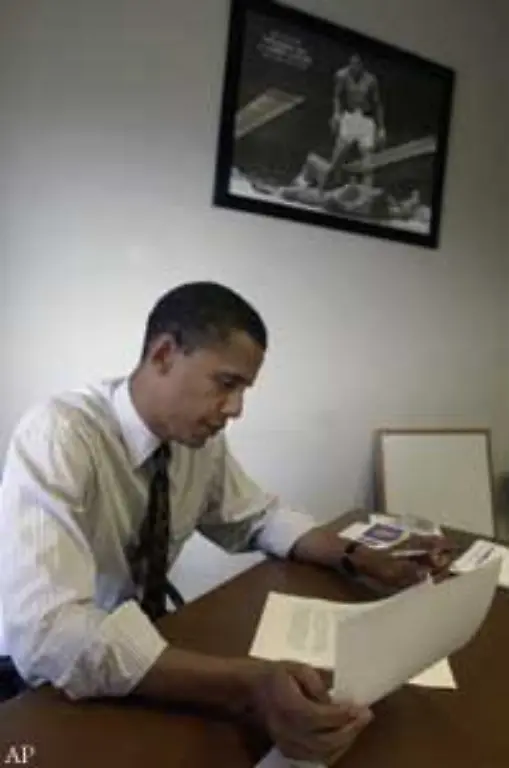 Bereits-in-den-Jahren-2005-und-2006-initiiert-Senator-Obama-zahlreiche-Entwuerfe-und-Beschluesse