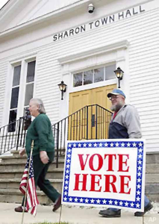 Befuerchtet-wurde-der-Bradley-Effekt-ein-in-Umfragen-nicht-zu-erfassender-Rassismus-der-erst-in-der-Wahlkabine-zum-Tragen-kommt-Doch-die-Amerikaner-waehlten-den-Schwarzen-Obama