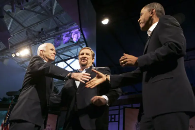 Bei-aller-Obama-Euphorie-zuegelten-die-Demokraten-allzu-offene-Siegesgewissheit-John-McCain-hatte-einen-schwachen-Start-erwies-sich-aber-als-gefaehrlicher-Gegner